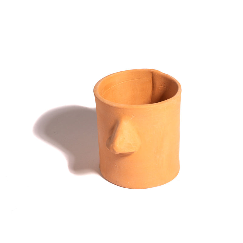 vaso de ceramica terracota com nariz sem vidrado